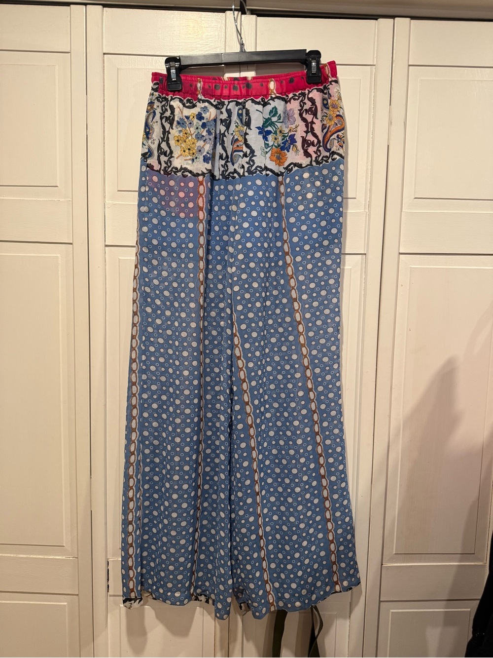 UMGEE sheer pants size medium EUC